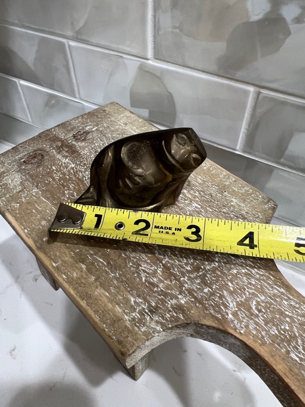 Vintage Brass Frog Figurine Paperweight Mid Century Solid Metal Decor - Picture 8 of 8